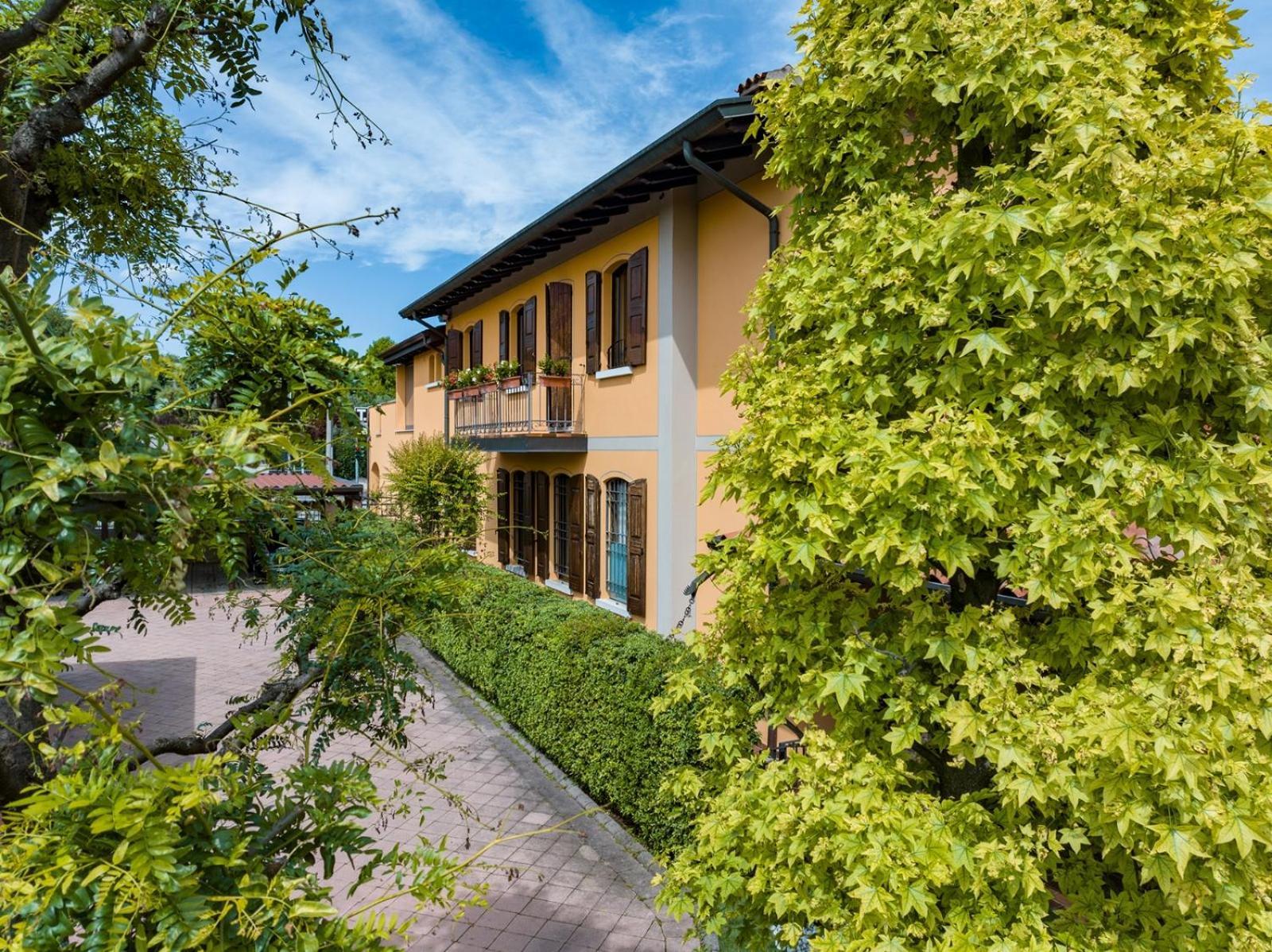 La Stazione Camere Caffe Castiglione Delle Stiviere Exterior foto